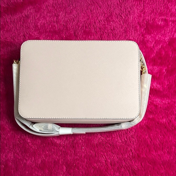 Michael Kors Light Pink Crossbody Bag - Picture 3 of 9